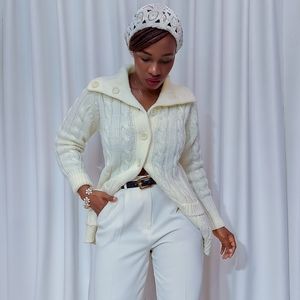 Meet your Posher, Ann @VintageFancyFriday